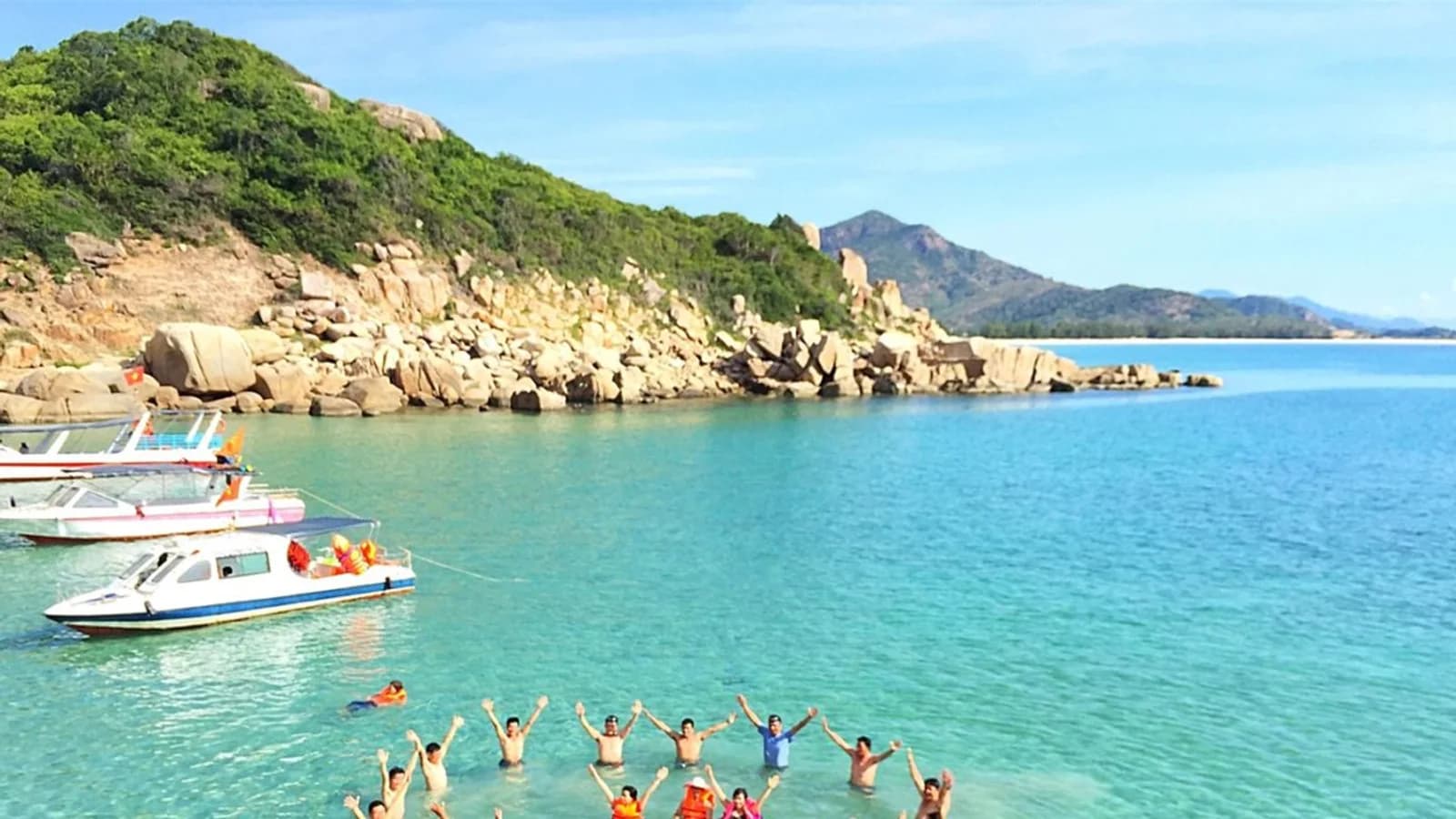 Bãi biển Ninh Chữ