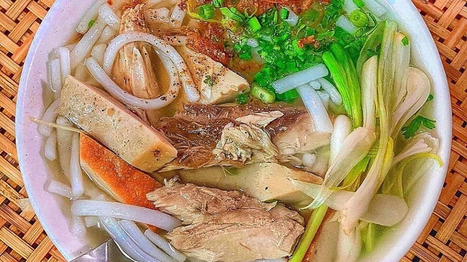 Hải sản Ninh Thuận: Nên gọi gì và ăn ở đâu